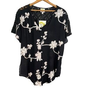 Fig and Flower Floral Crochet Blouse NWT Black Embroidered Boho Top Small